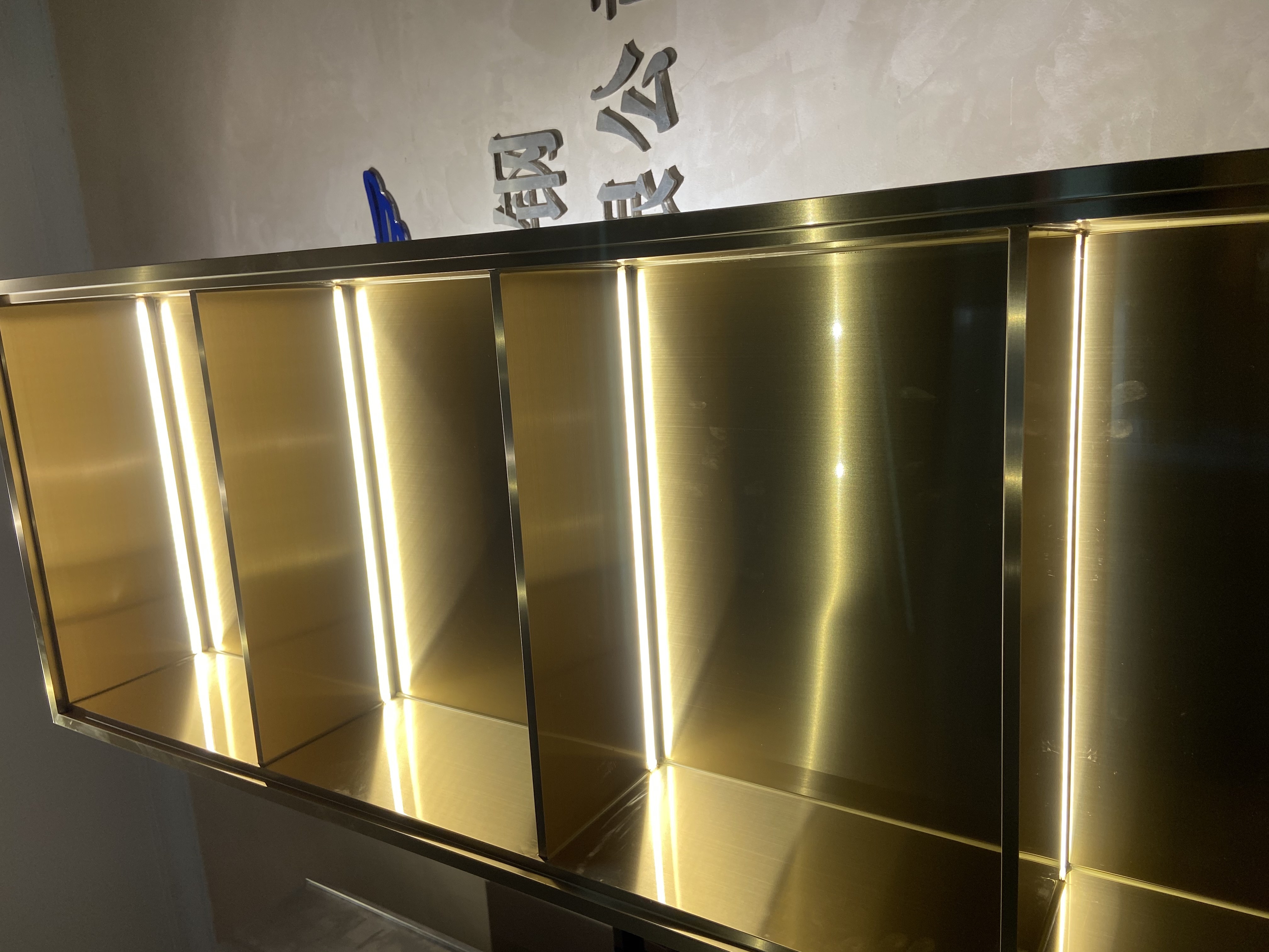 張總柜子 張總柜子